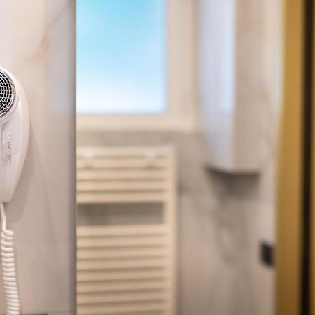 Mavi Luxury Suites Рим Экстерьер фото