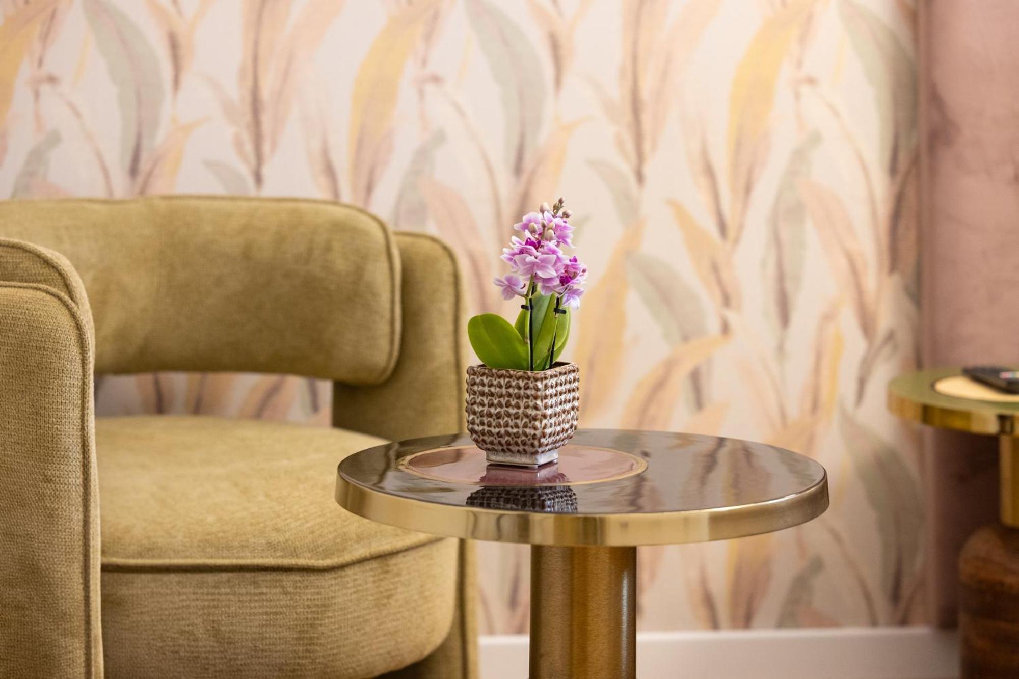 Mavi Luxury Suites Рим Экстерьер фото